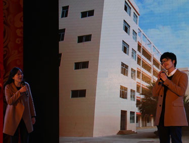 金猴闹春显青春活力，感恩十年扬理想风帆